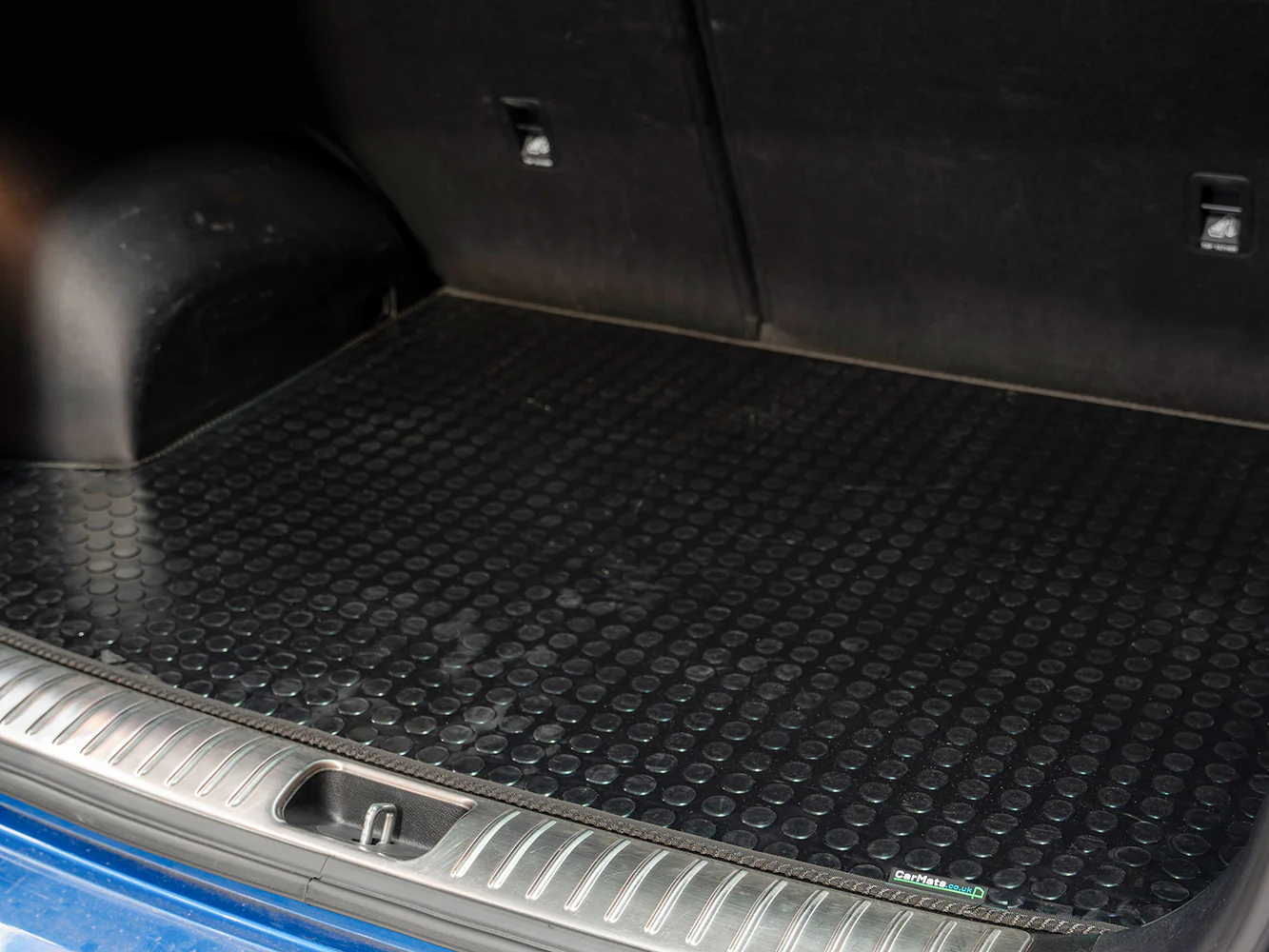 Land Rover Defender 90 1983-2016 Boot Mat (with seat cutouts) - Image 6