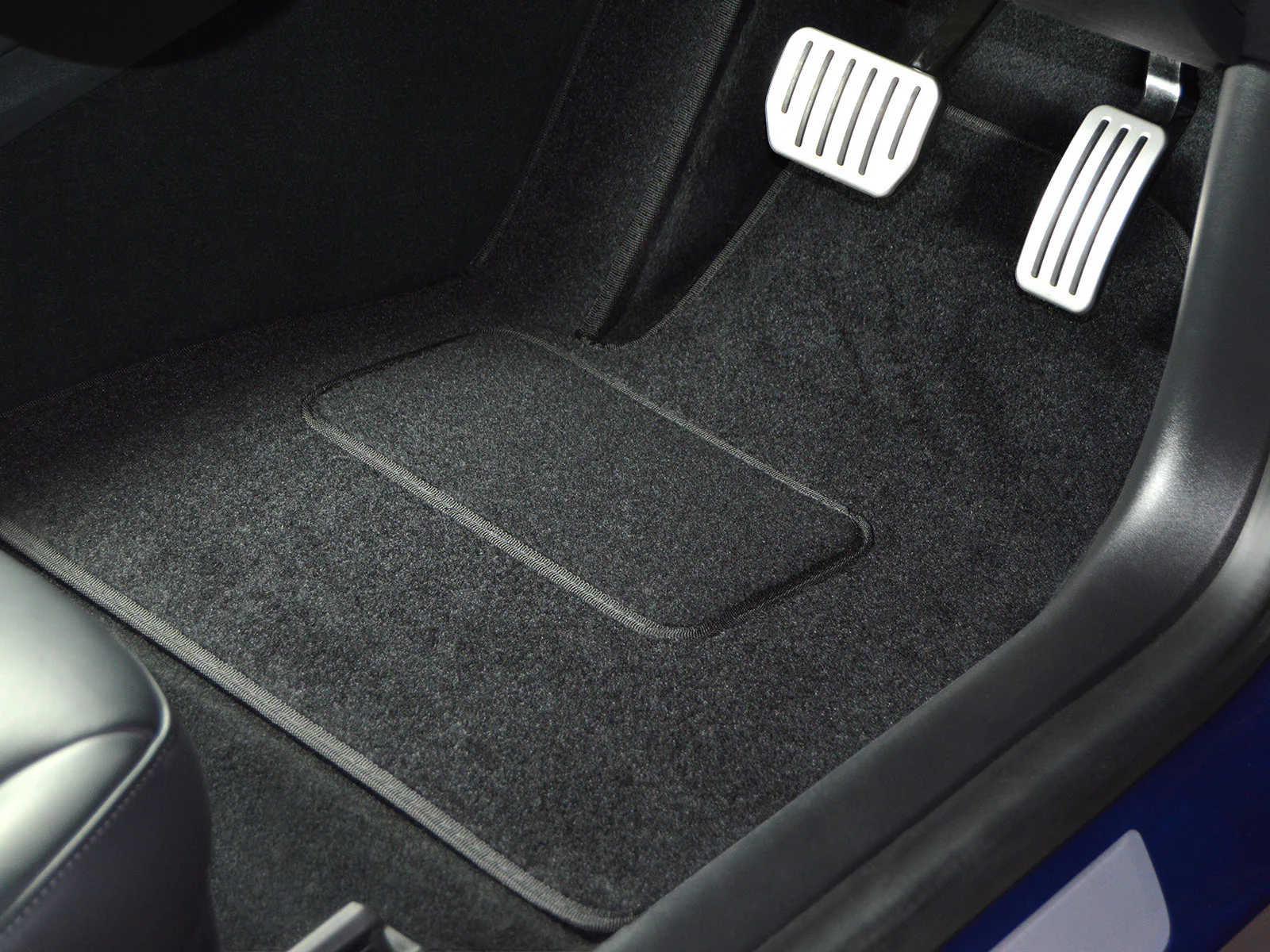 Mercedes GLA 2014-2019 Car Mats - Image 4
