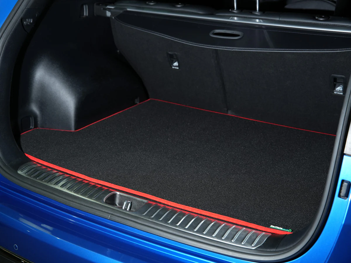 MG Motors UK MG Cyberster 2024+ Car Mats // Black Super, Red Trim, No Heelpad